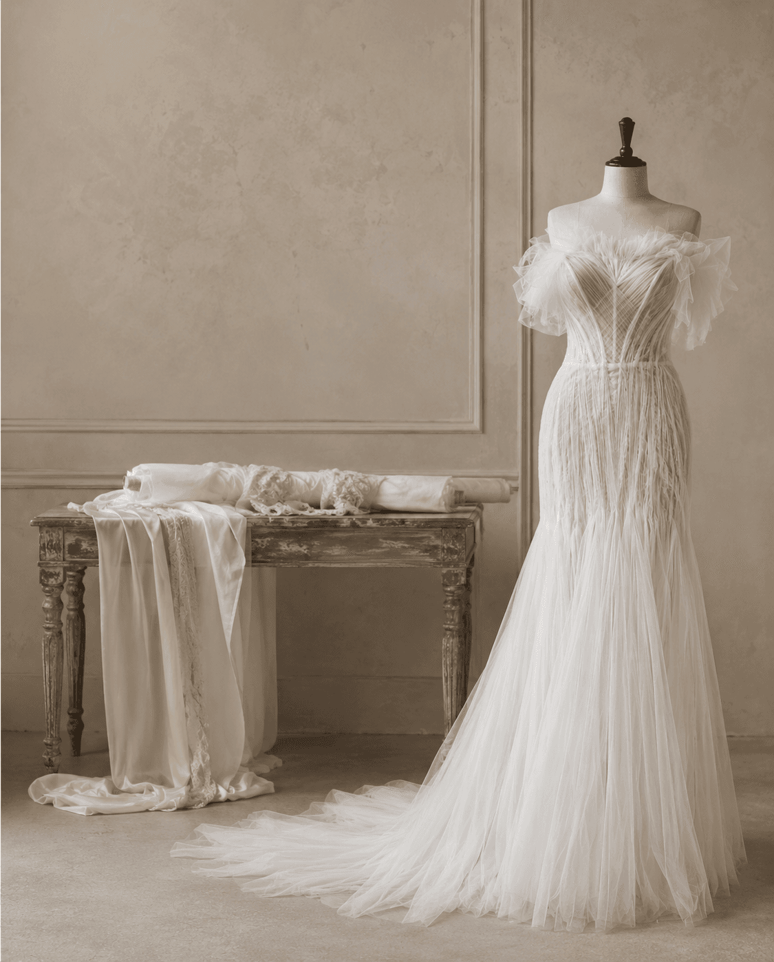 Atelier Design Brautkleid von Marina Okley.